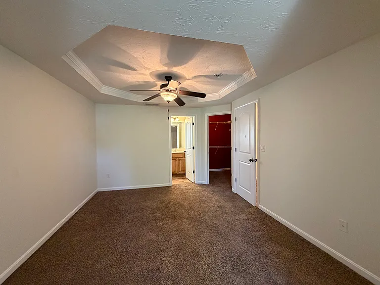 8214 Rachel Ln — Photo 11