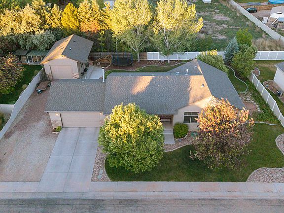 2nd image of 135 Constitution Dr