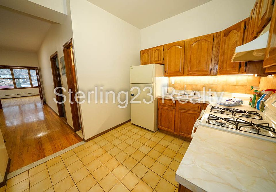1st image of 37-03 31st Ave #2B