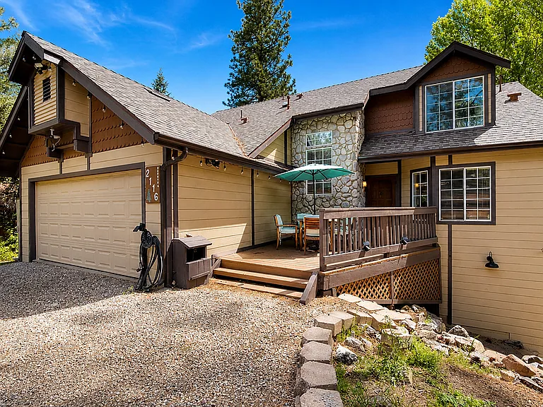 2116 Bernina Dr — Photo 1