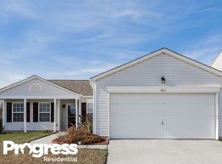 1833 Meadow Crossing Dr, Huntersville, NC 28078