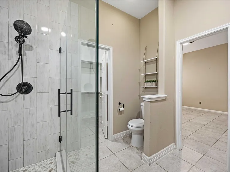 1029 Riverwood Dr — Photo 10