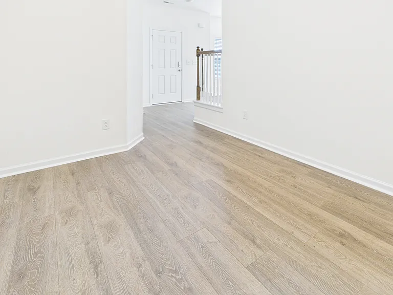 2794 Yeager Dr — Photo 6