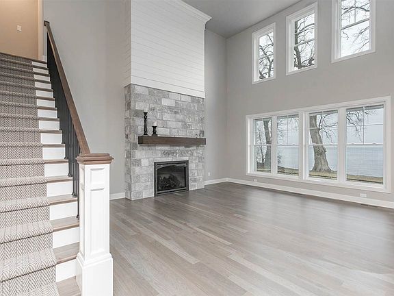 4th image of 835 River Ln