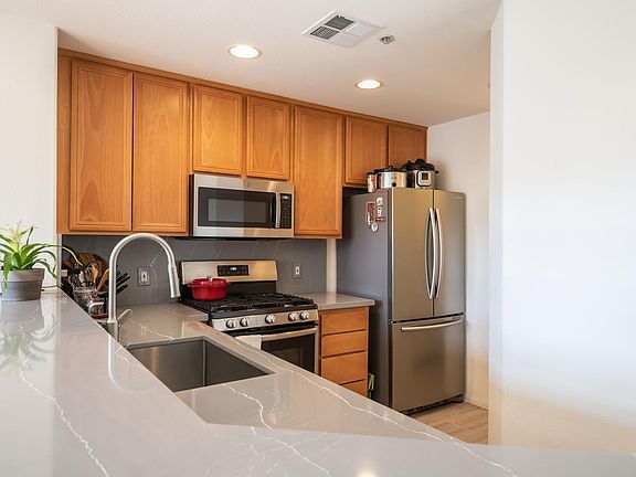 4th image of 13075 Pacific Promenade APT 406