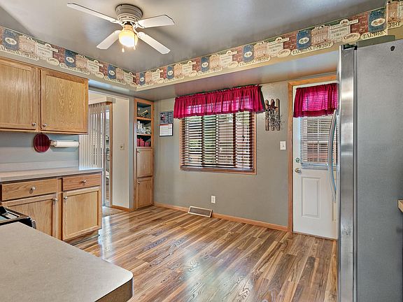 4th image of 4009 88th St