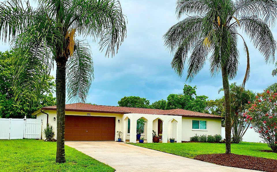 1st image of 5586 Merrimac Dr