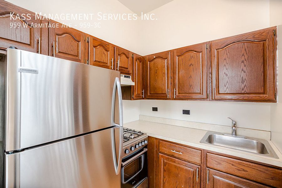 1st image of 959 W Armitage Ave #3C