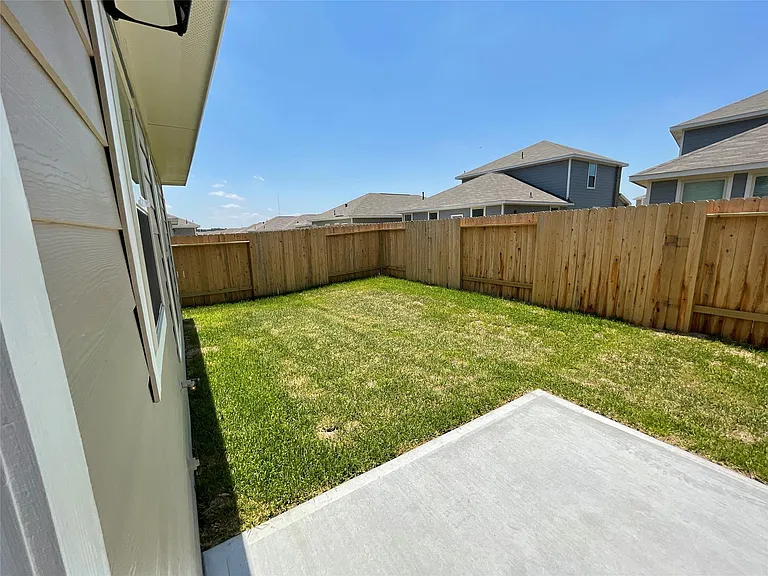 25572 Northpark Palm Dr — Photo 11