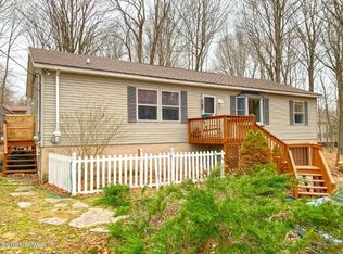 217 Boulder Rd, Lake Ariel, PA 18436
