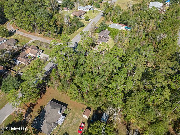 3rd image of Jacksonville Dr Lot 2