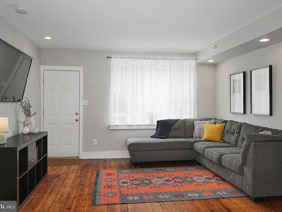 5th image of 1534 S Iseminger St