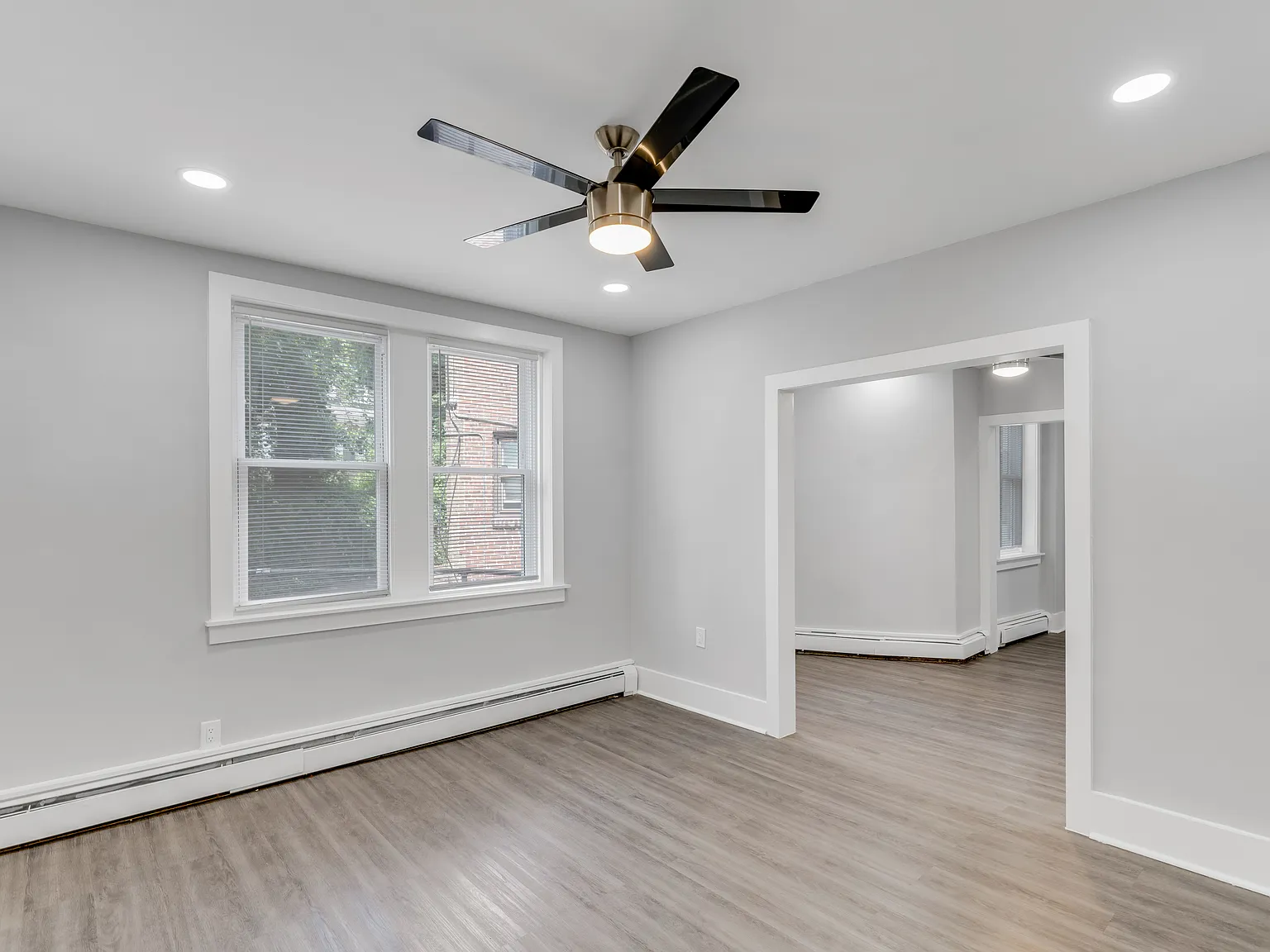 2 bed, 1000 sqft, $1,495 — Photo 4