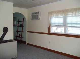 123 Alsop St, Fall River, MA 02723