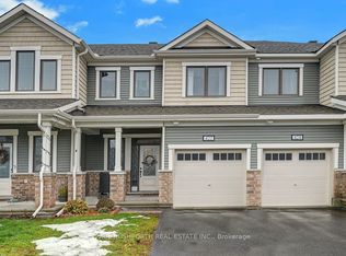 422 Cope Dr, Ottawa, ON K2V 0P8