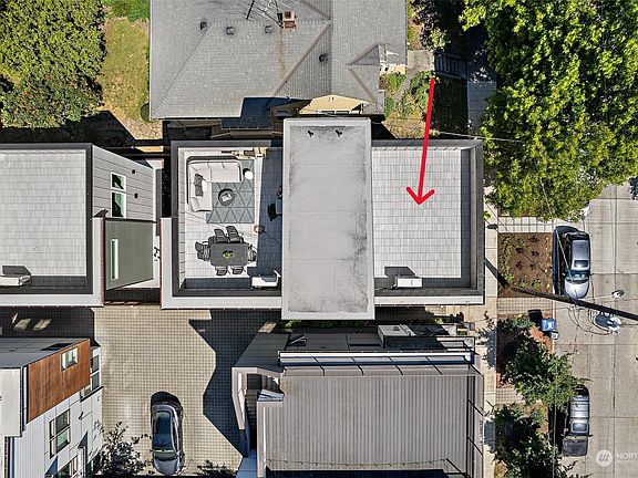 3rd image of 6215 9th Avenue NE #B