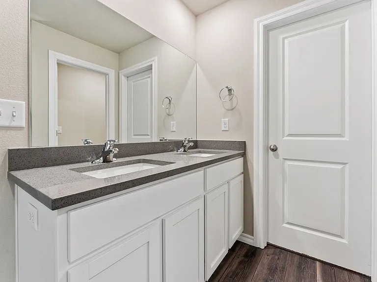602 W Cattleman Ct — Photo 8