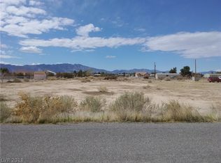 6720 S Oakridge Ave, Pahrump, NV 89048