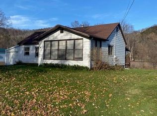 721 W Front St, Cassville, WI 53806