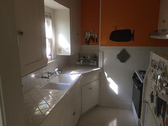 5th image of 2831 Pearl St APT C