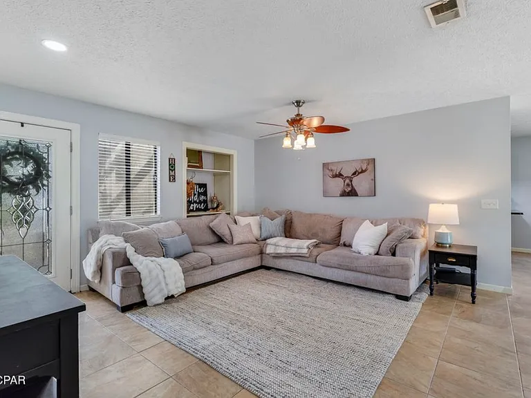 4459 Ashland Rd — Photo 10