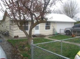 1060 N Alvin Ct, East Wenatchee, WA 98802