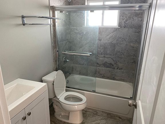 3rd image of 62 William St Floor 2