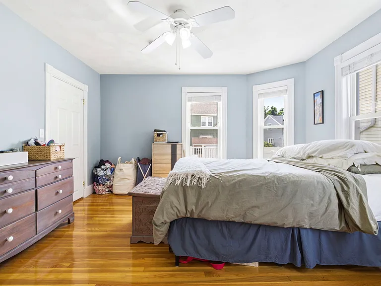 53 Willard St #1 — Photo 3