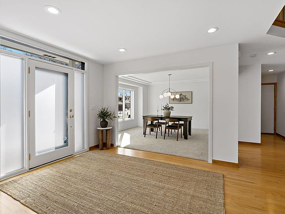 2nd image of 7993 Ranchview Ln N