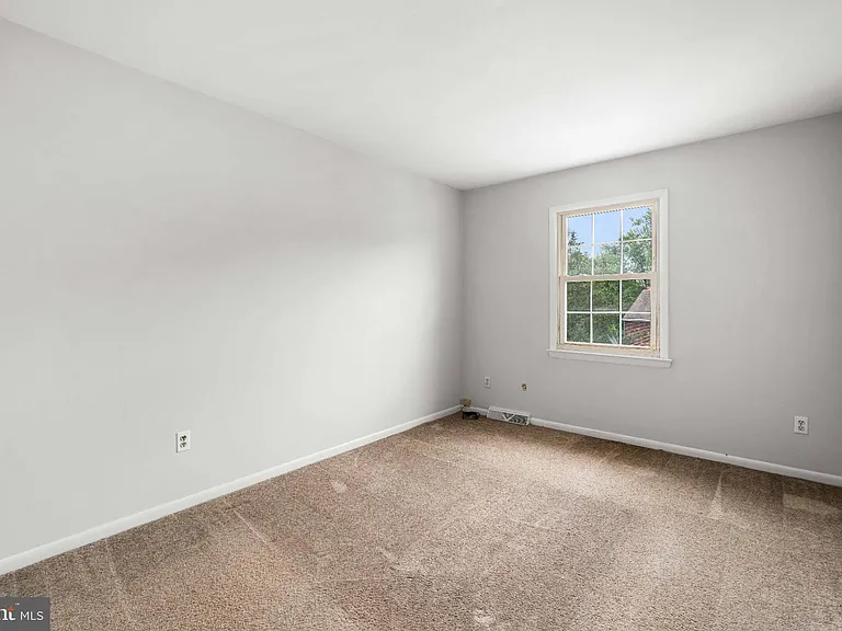 132 E Green Valley Cir — Photo 19