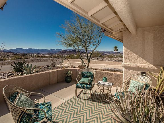 3rd image of 3991 Blackhawk Dr