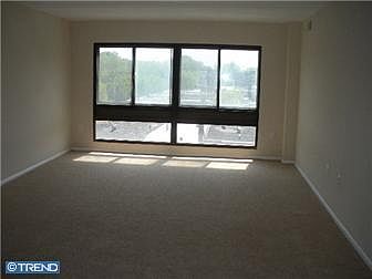 4th image of 7600 E Roosevelt Blvd #508