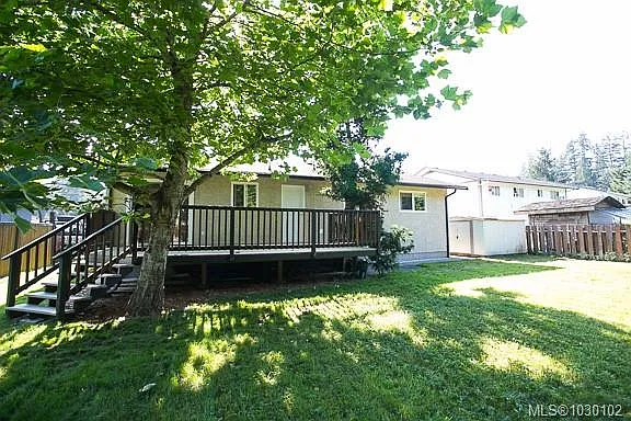 5829 Carmel Dr photo 1