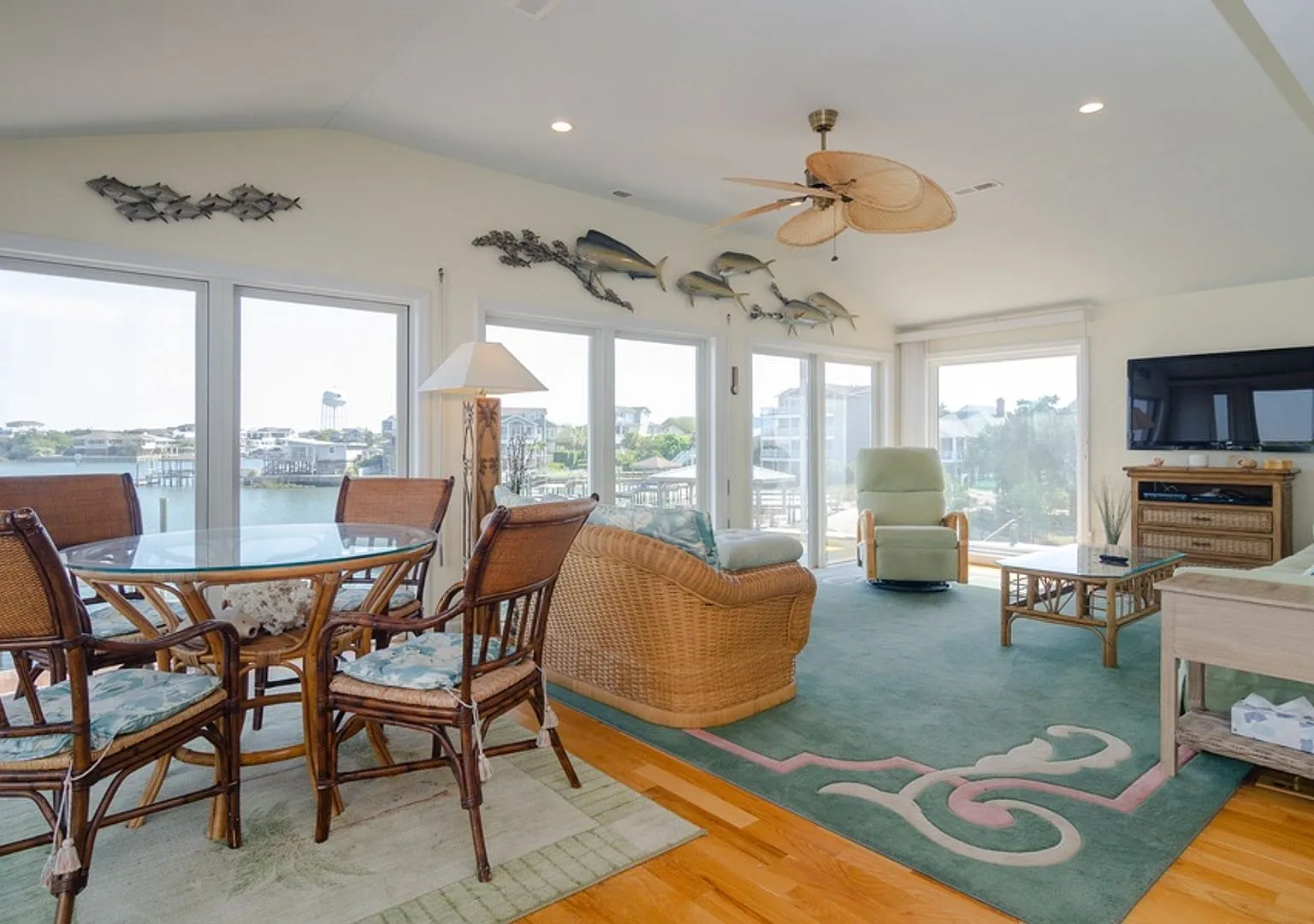 (W341) 18 W Salisbury Street, Unit B (Upper Unit) Wrightsville Beach, NC 28480 — Photo 4