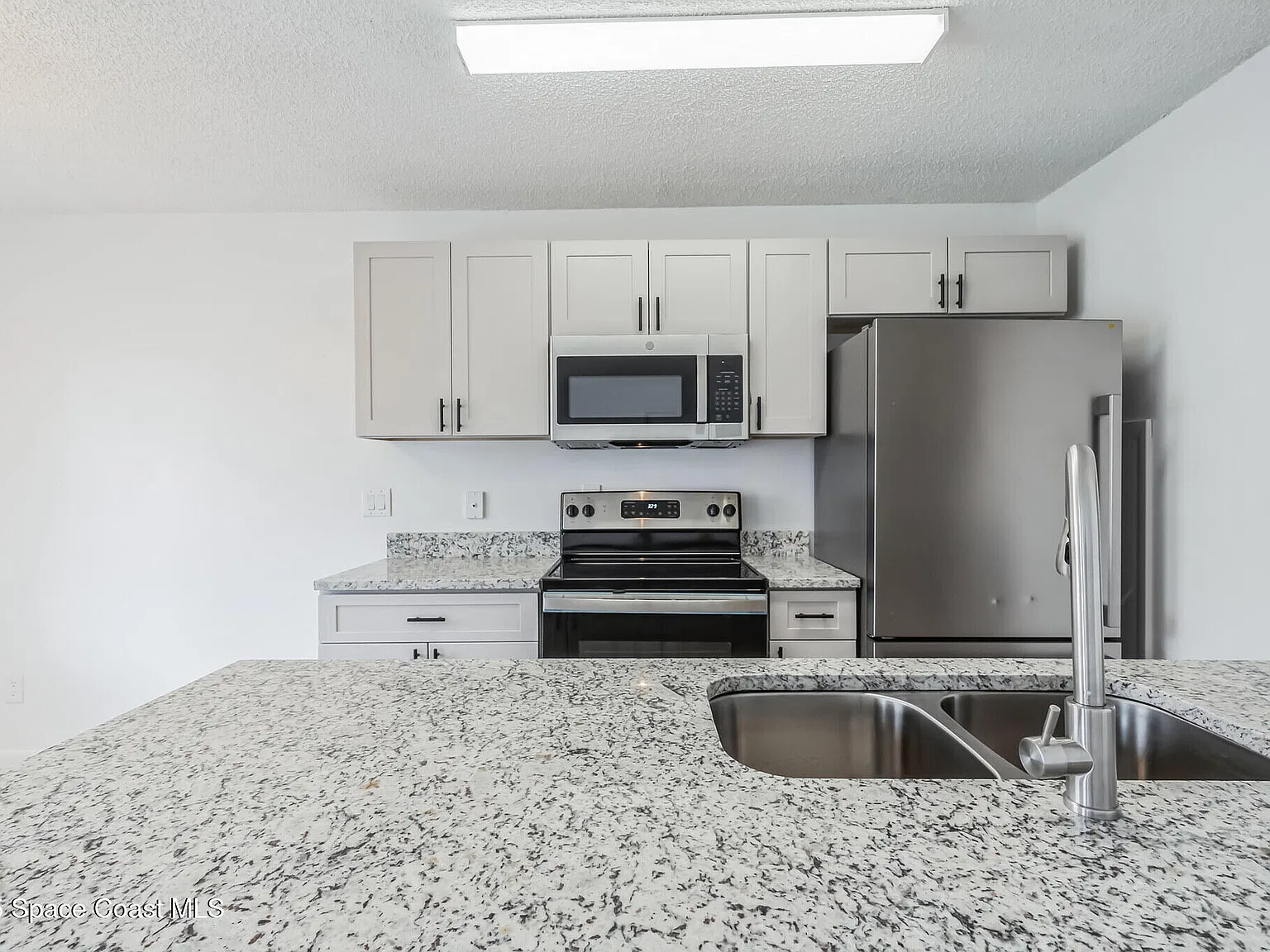 2 bed, 1.0 bath, 850 sqft, $1,395 — Photo 4