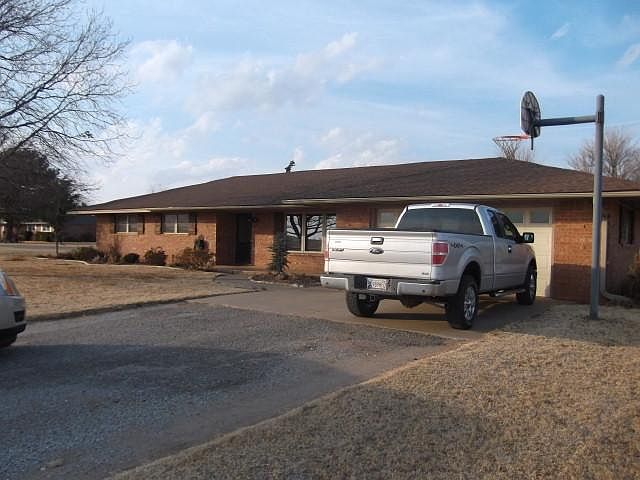 1st image of 3160 E Oklahoma Blvd