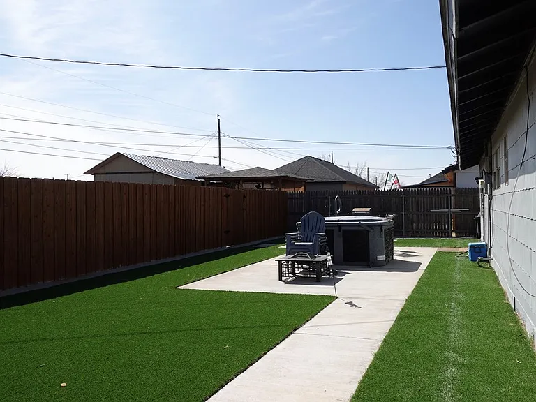 4719 Bowie Dr — Photo 35