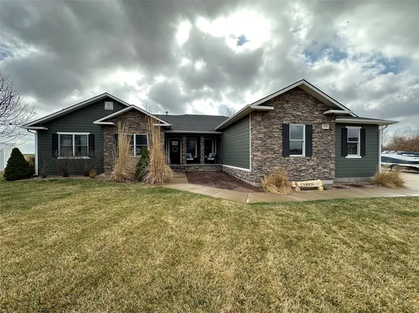 2000 Hillpointe Pl, Dodge City, KS 67801