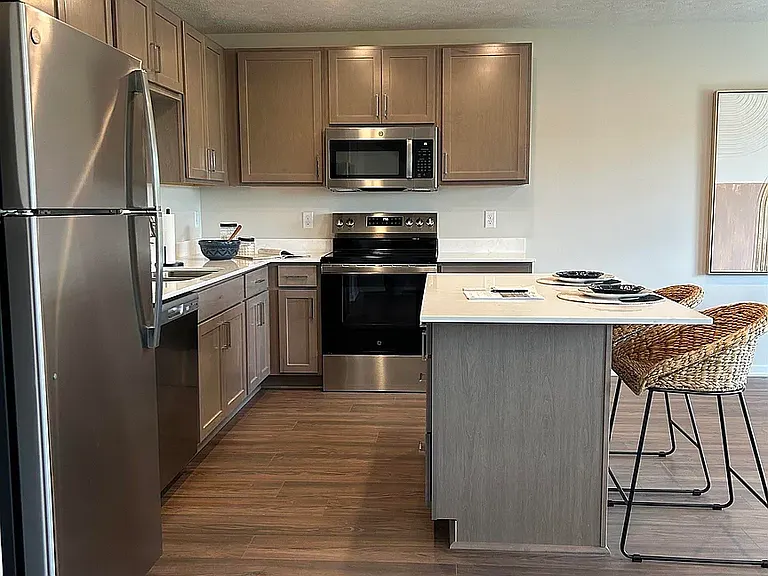 537 W Corsac Rd — Photo 5