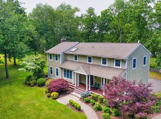 9 Keeler Pl, Ridgefield, CT 06877
