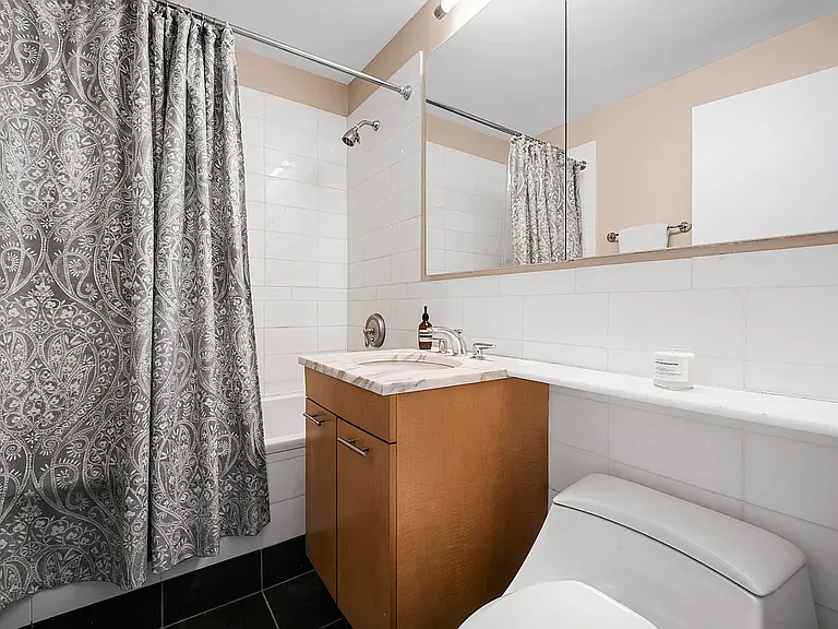230 Ashland Pl #18C — Photo 6
