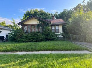 2201 Berkley St, Flint, MI 48504