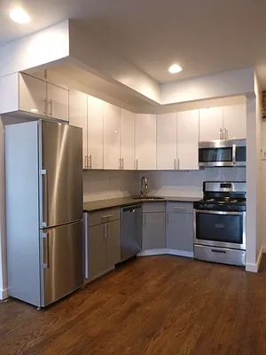 Rented by Bohemia Realty Group | media 25