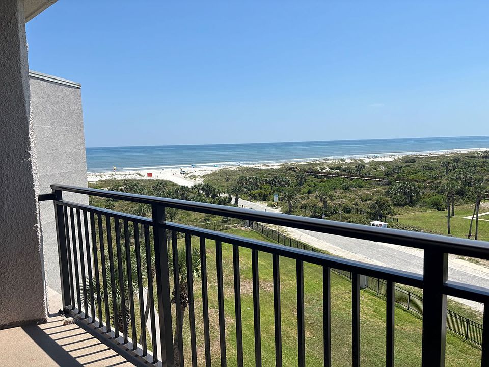 Awesome Ocean beach view from balcony, living room and master bedroom balcony.
