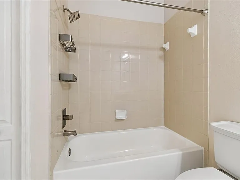 3566 High Hampton Cir — Photo 30