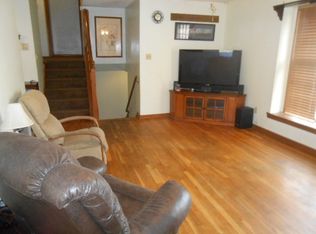 3200 SW 32nd St, Topeka, KS 66614