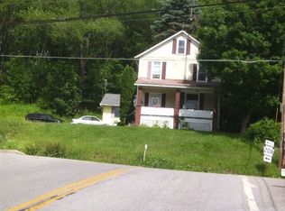 3006 State Route 208, Volant, PA 16156