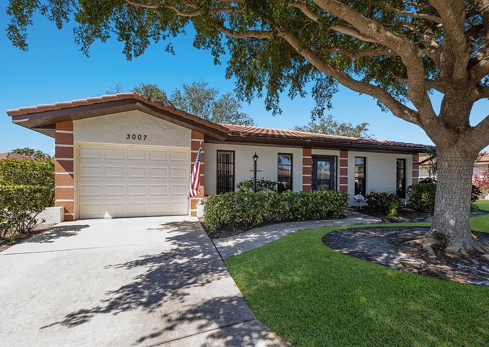 1st image of 3007 VIVIENDA BOULEVARD #3007