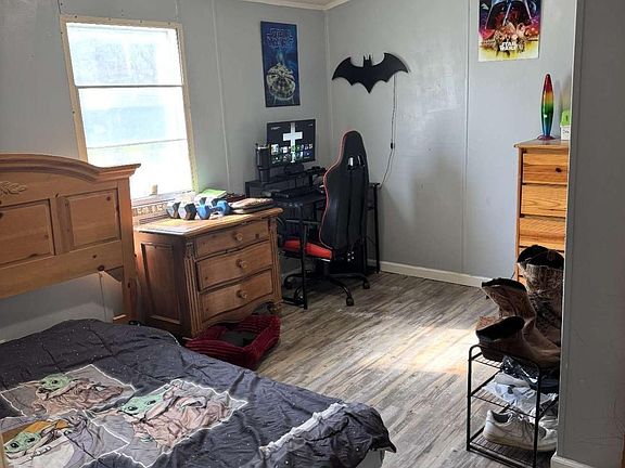 5th image of 753 Jones Ln