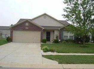5612 N Jefferson Dr, McCordsville, IN 46055